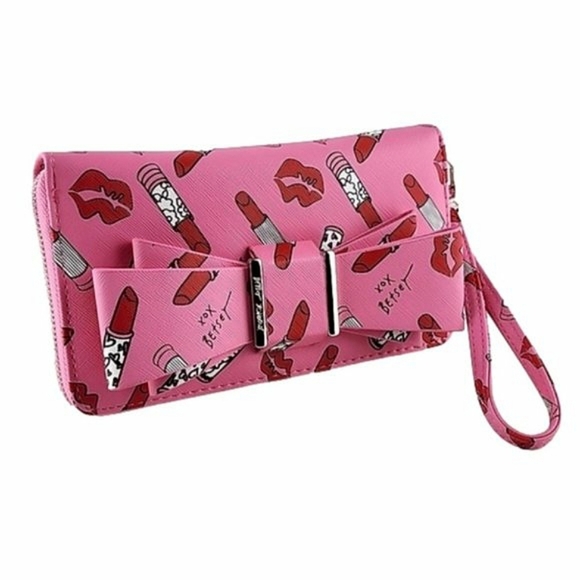 Betsey Johnson Clutch Wallet Zip Around Barbie Pink Lipstick Bow Faux Leather - Picture 2 of 16